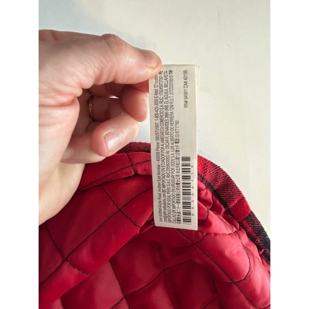 Forever 21 Mens M Red Black Plaid Quilted Shacket Jacket Grunge Outdoor Warm